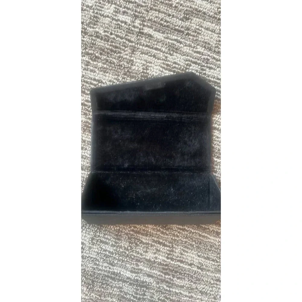 Zenni x The Kittles Black Folding Eyeglasses Case Plush Lined Triangular Design